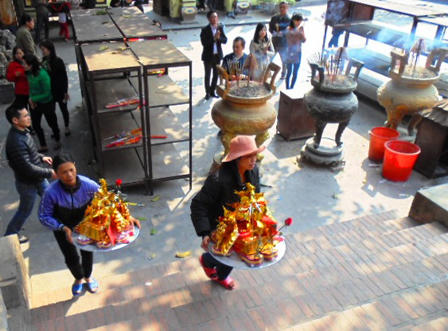 Đền Bà Chúa Kho “vắng lạ lùng” dịp cuối năm